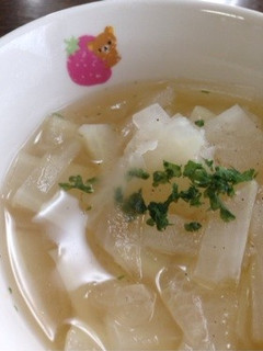 2種の歯ごたえ☆大根ひらひら簡単スープ☆-レシピのメイン写真