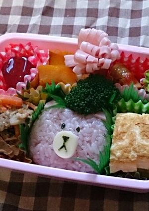 ブラウン★ラインタウン★キャラ弁-レシピのメイン写真