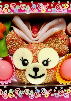 キャラ弁白ごま＆桜でんぶシェリーメイ-レシピのメイン写真
