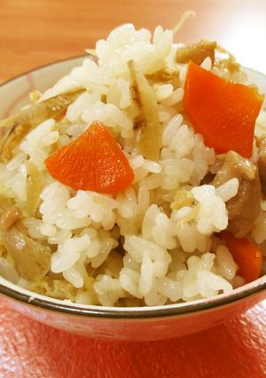 具沢山☆鶏ごぼう混ぜご飯-レシピのメイン写真