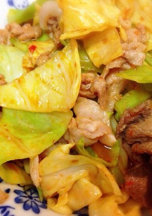お腹いっぱい☆キャベツと豚肉の豆板醤炒め-レシピのメイン写真