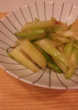 シャキシャキ セロリのさっぱり炒め-レシピのメイン写真