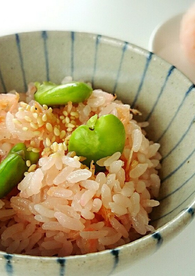 白だしで簡単そら豆と桜えびの春色ご飯♪-レシピのメイン写真