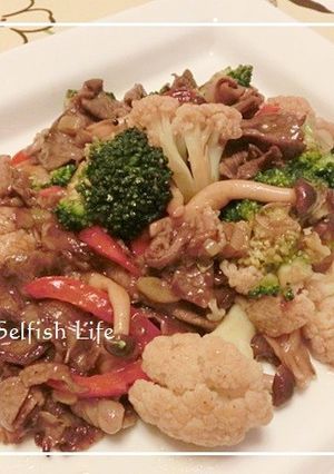 カリフラワーと牛肉のオイスターソース炒め-レシピのメイン写真