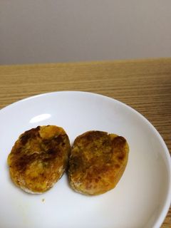 離乳食にも かぼちゃとレーズンおやき-レシピのメイン写真