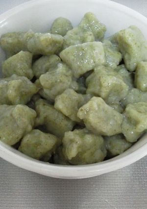 葉物野菜でグリーンポテトニョッキ-レシピのメイン写真