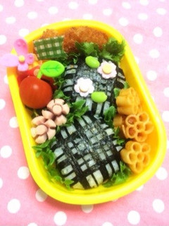 簡単!デコ(キャラ弁)チェック柄おにぎり-レシピのメイン写真