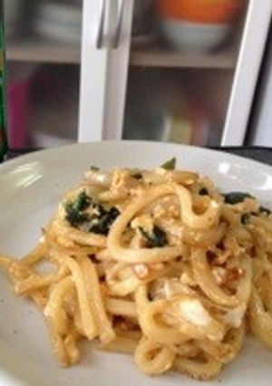 冷凍うどんで簡単カルボナーラ-レシピのメイン写真