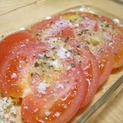 รูปของ ホットトマトの粉チーズがけ