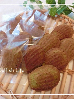 焦がしバターで美味♬抹茶マドレーヌ-レシピのメイン写真