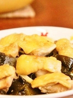 ご飯に合う!鶏もも肉とわかめのうま煮炒め-レシピのメイン写真