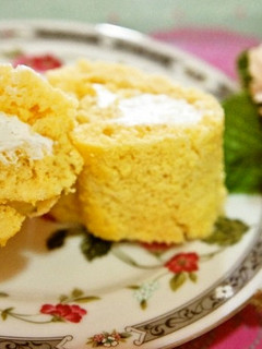 少し欲しい時に!卵1個でミニロールケーキ-レシピのメイン写真