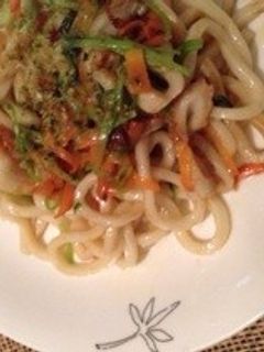 絶品!節約焼きうどん☆〜(ゝ。∂)-レシピのメイン写真