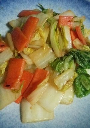 白菜と人参のﾆﾝﾆｸﾊﾞﾀｰ炒め-レシピのメイン写真
