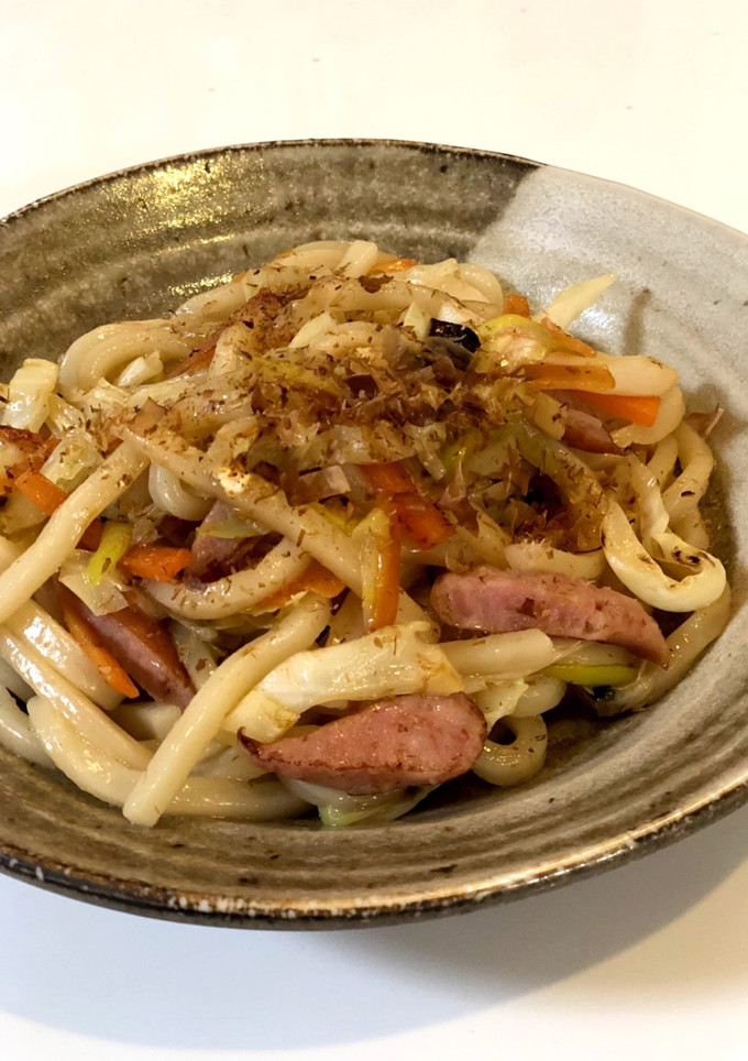 ☆簡単一人めし☆ 野菜たっぷり焼きうどん-レシピのメイン写真