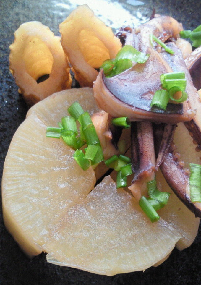 ★いかげそ大根とちくわの煮物★-レシピのメイン写真