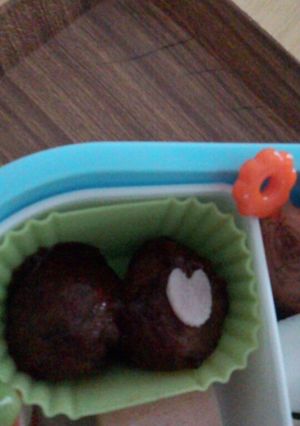 ミートボールにハムを♪-レシピのメイン写真
