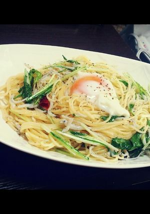 温玉のせ!しらすと水菜のペペロンチーノ-レシピのメイン写真