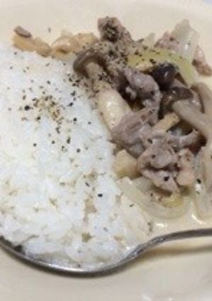 簡単!!ホワイトポークストロガノフ-レシピのメイン写真
