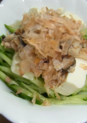 うちの夕飯　豆腐サラダ★ツナしめじ添え-レシピのメイン写真