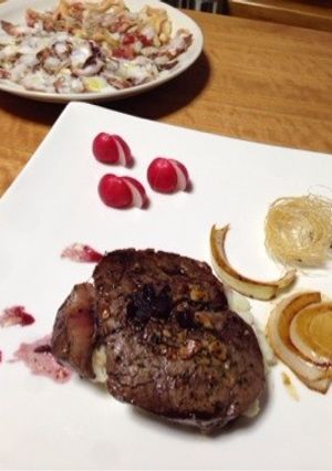 簡単牛ステーキの赤ワインソース-レシピのメイン写真