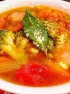 トマトとソースで作るミネストローネ-レシピのメイン写真