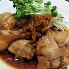 รูปของ 鶏手羽元のホロホロ甘辛煮込み～醤油～
