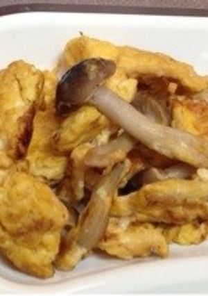卵としめじのバター醤油★-レシピのメイン写真