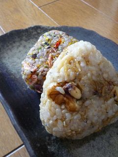 ちりめん山椒とくるみのおにぎり♪-レシピのメイン写真