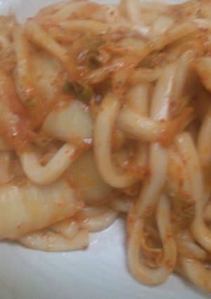 材料3つ！簡単☆キムチの焼きうどん-レシピのメイン写真