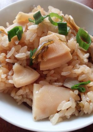 春味♪炊飯器de♡筍と舞茸の炊き込みご飯-レシピのメイン写真