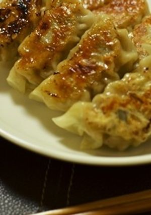 焼きたてジューシー♪定番の餃子-レシピのメイン写真