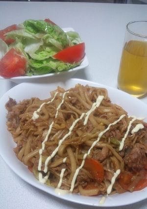 野菜たっぷりうどん焼きそば【自炊4食目】-レシピのメイン写真