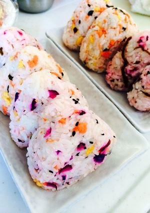 彩りおにぎり☆目で楽しむランチ♪-レシピのメイン写真