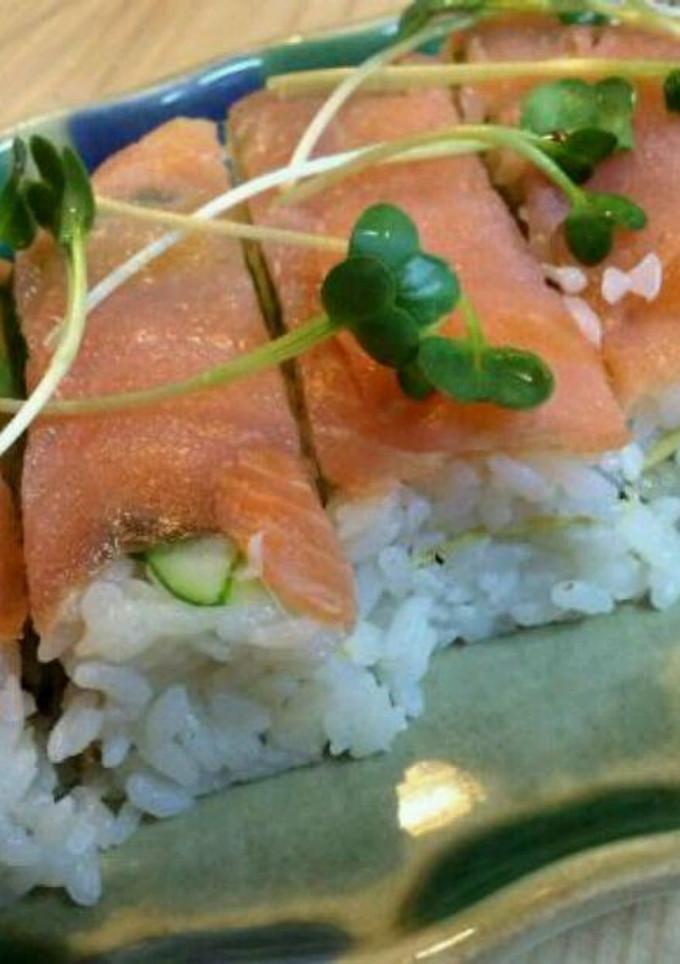 即・食べ、押し寿司「サーモンの押し寿司」-レシピのメイン写真