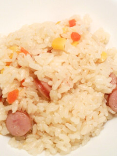 簡単ピラフは炊飯器で!仕上げバターが命★-レシピのメイン写真