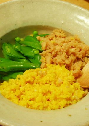 鶏そぼろ三色丼-レシピのメイン写真