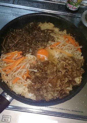 簡単石焼きビビンバもどき-レシピのメイン写真