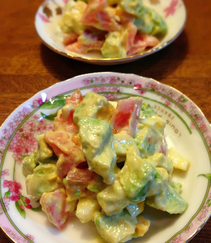 アボカドとトマトのチーズタルタルサラダ by ayamammy 【クックパッド