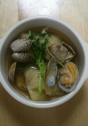 ロールキャベツとあさりの寄せ鍋風スープ-レシピのメイン写真