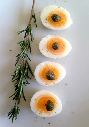 うずらの塩糀卵とケイパーのおつまみ-レシピのメイン写真