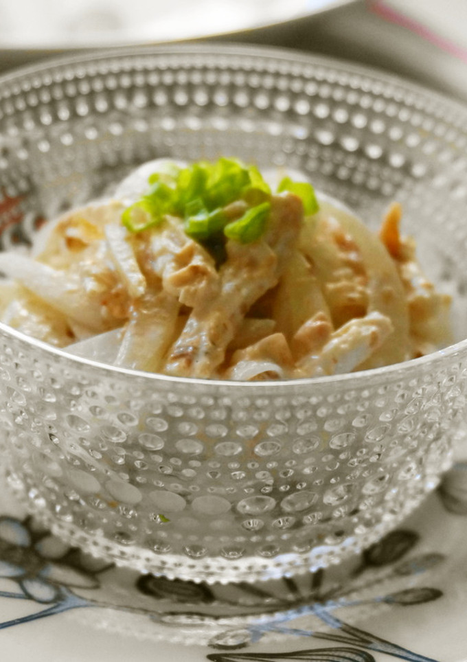 新玉葱と蒸し鶏の梅マヨ和え-レシピのメイン写真