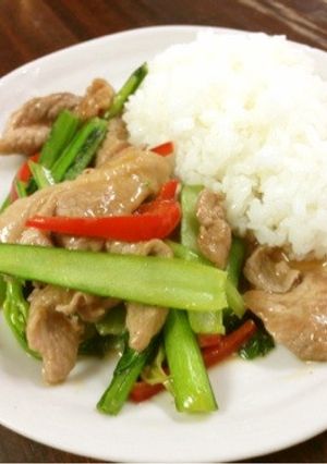 小松菜と豚肉のナンプラー炒めご飯-レシピのメイン写真