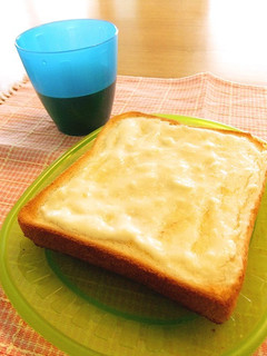 *朝食に!簡単チーズケーキトースト*-レシピのメイン写真
