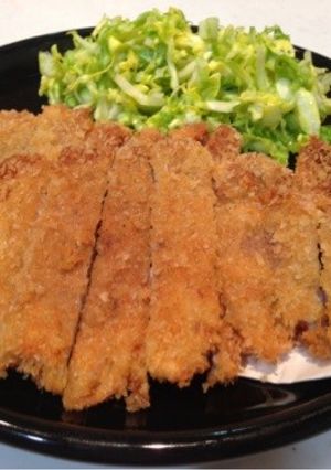 簡単ころものトンカツ♪春キャベツと-レシピのメイン写真