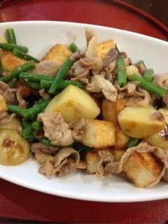 豚コマと新ジャガと厚揚げの味噌炒め-レシピのメイン写真