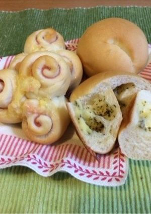 ハムパン＆バジルチーズパン-レシピのメイン写真
