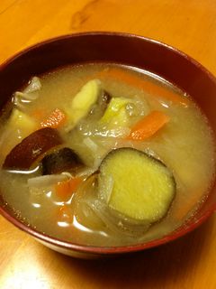 さつま芋の甘〜い豚汁-レシピのメイン写真