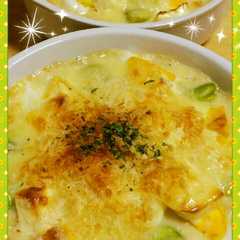 รูปของ 春色♪そら豆と卵のチキンクリームグラタン
