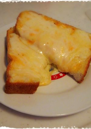 幸せ♡チーズチーズなトースト-レシピのメイン写真